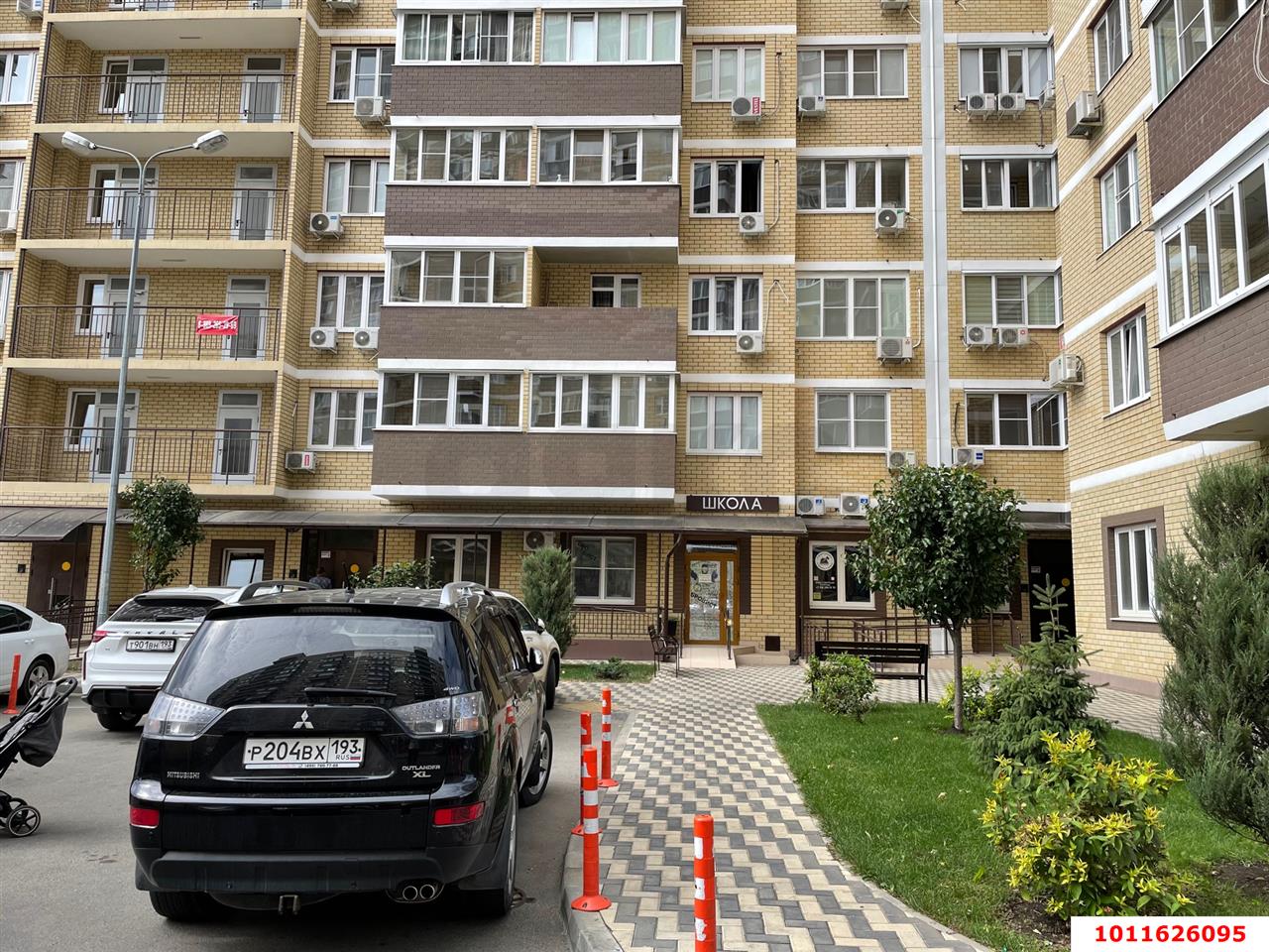 Фото №1: Торговое помещение 88&nbsp;м², 1/19&nbsp;эт. - Краснодар, Карасунский внутригородской округ, мкр. Комсомольский, ул. Уральская, 162/4