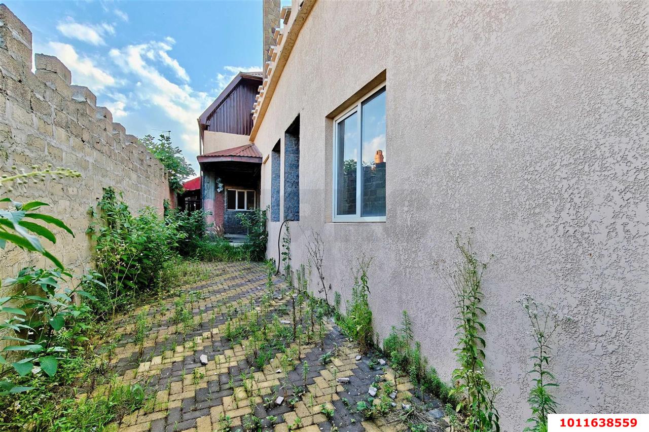 Фото №2: Отдельное здание 675&nbsp;м², 1/2&nbsp;эт. - Краснодар, Западный внутригородской округ, мкр. Центральный, ул. Длинная, 103