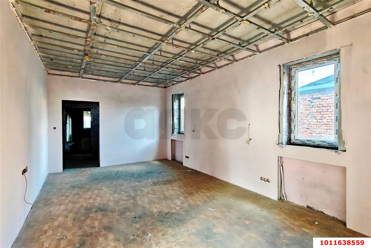 Фото №13: Отдельное здание 675&nbsp;м², 1/2&nbsp;эт. - Краснодар, Западный внутригородской округ, мкр. Центральный, ул. Длинная, 103