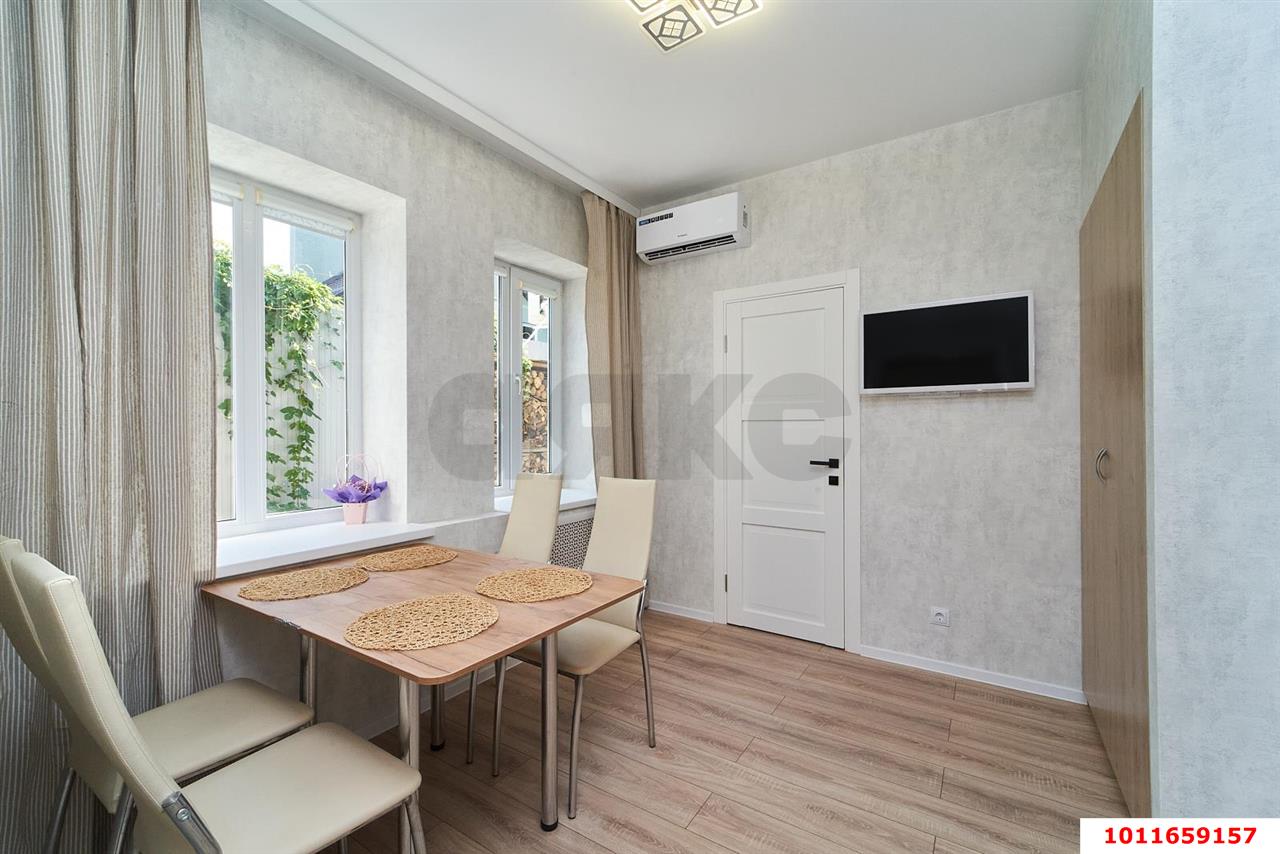 Фото №10: Дом 48&nbsp;м² + 3&nbsp;сот., 1&nbsp;эт. - Краснодар, Центральный внутригородской округ, мкр. Центральный, пр-д 1-й  Ломоносова
