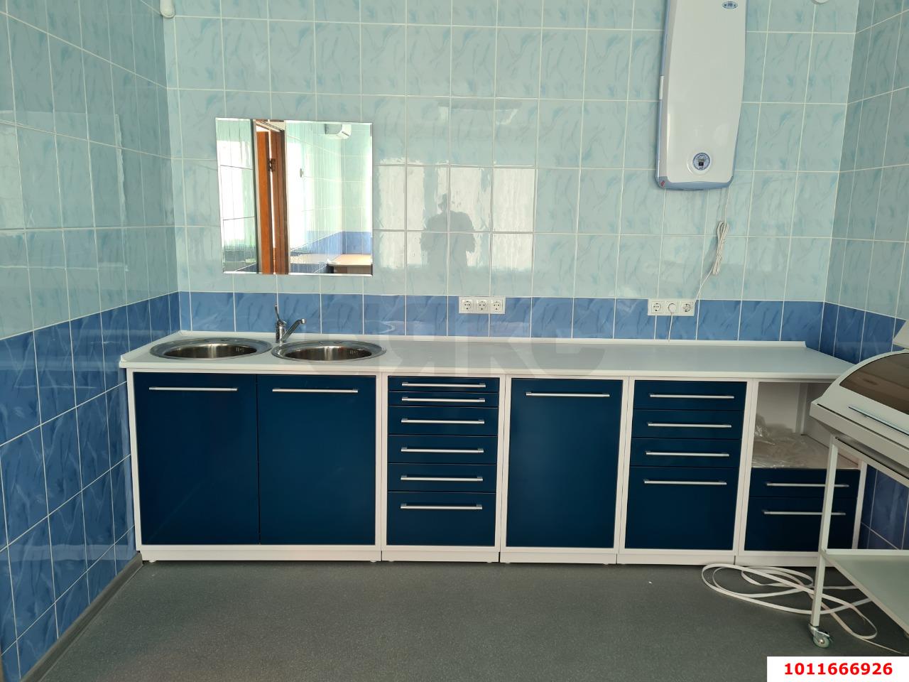 Фото №2: Торговое помещение 51&nbsp;м², 1/9&nbsp;эт. - Краснодар, Прикубанский внутригородской округ, мкр. жилой комплекс Спортивная Деревня, ул. Западный Обход, 42к3