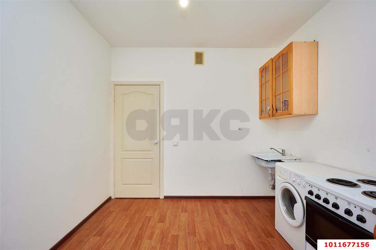 Фото №4: 1-комнатная квартира 44&nbsp;м², 16/16&nbsp;эт. - Краснодар, Прикубанский внутригородской округ, ЖК Кубанский, мкр. Завод Измерительных Приборов, ул. Зиповская, 46
