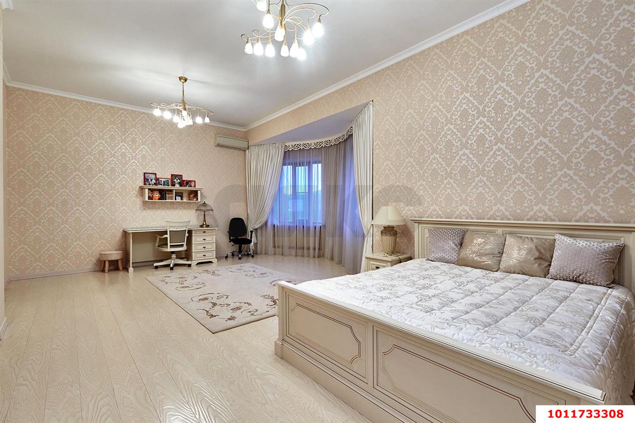 Фото №13: Дом 565&nbsp;м² + 8&nbsp;сот., 2&nbsp;эт. - Краснодар, Западный внутригородской округ, мкр. Центральный, ул. Кубанская Набережная, 158