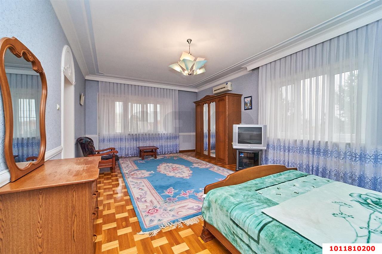 Фото №16: Дом 480&nbsp;м² + 10&nbsp;сот., 2&nbsp;эт. - Краснодар, Карасунский внутригородской округ, ж/р Новознаменский, ул. Драгунская, 13