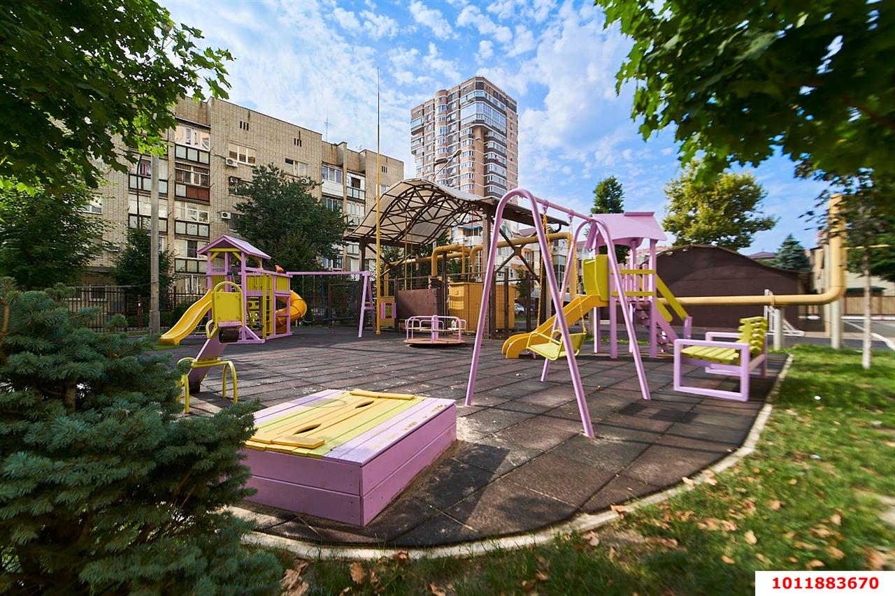 Фото №13: 3-комнатная квартира 199&nbsp;м², 6/15&nbsp;эт. - Краснодар, мкр. Западный внутригородской округ, ул. Кольцевая, 17