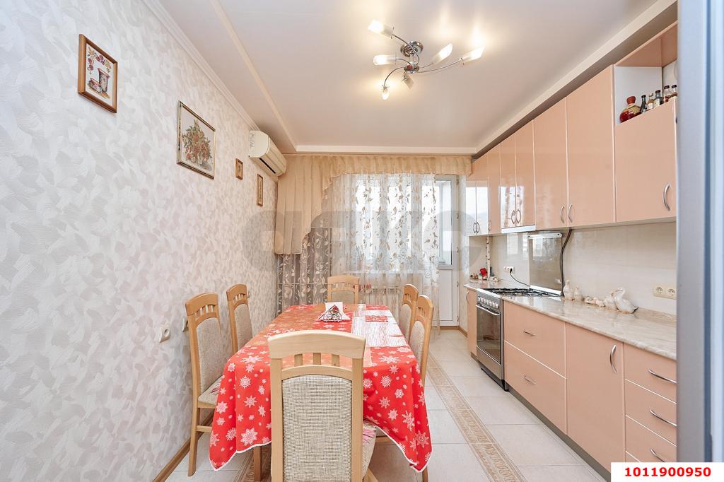 Фото №6: 3-комнатная квартира 110&nbsp;м², 7/10&nbsp;эт. - Краснодар, Прикубанский внутригородской округ, мкр. Краевая Клиническая Больница, ул. Черкасская, 53