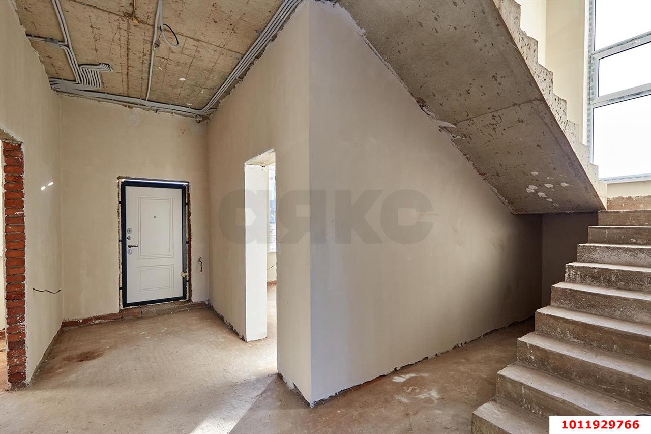 Фото №10: Дом 165&nbsp;м² + 6&nbsp;сот., 2&nbsp;эт. - Краснодар, Прикубанский внутригородской округ, мкр. КП Николино Парк, ул. Лётчика Маресьева, 15