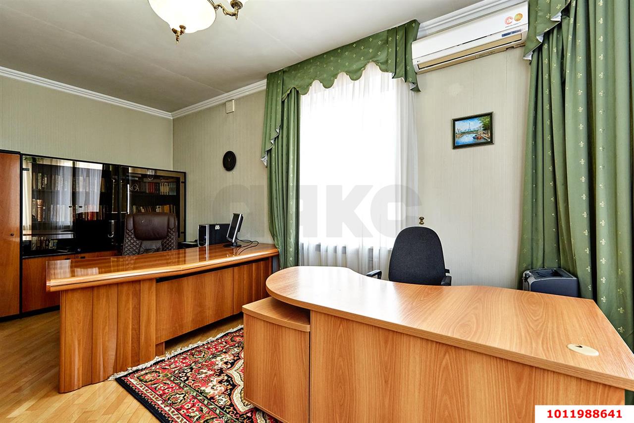Фото №5: Дом 332&nbsp;м² + 9&nbsp;сот., 2&nbsp;эт. - Краснодар, Прикубанский внутригородской округ, мкр. 40 лет Победы, ул. Коллективная, 82