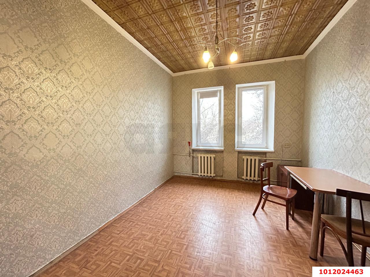 Фото №2: Комната 12&nbsp;м², 2/2&nbsp;эт. - Краснодар, Карасунский внутригородской округ, мкр. Камвольно-суконный Комбинат, ул. Сормовская, 18