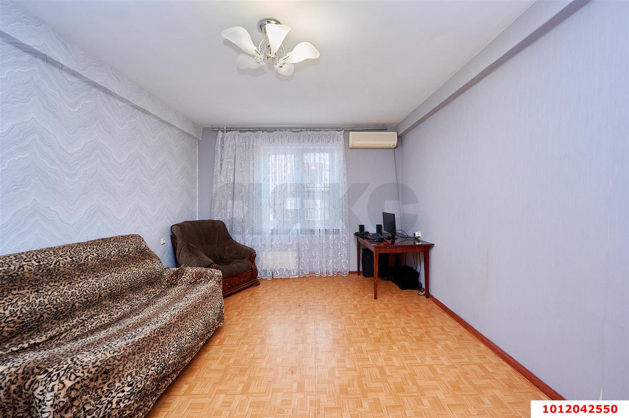 Фото №6: 2-комнатная квартира 55&nbsp;м², 8/10&nbsp;эт. - Краснодар, Прикубанский внутригородской округ, мкр. Славянский, ул. Красных Партизан, 79