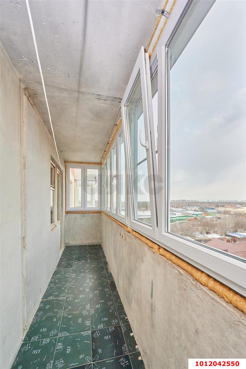 Фото №11: 2-комнатная квартира 55&nbsp;м², 8/10&nbsp;эт. - Краснодар, Прикубанский внутригородской округ, мкр. Славянский, ул. Красных Партизан, 79