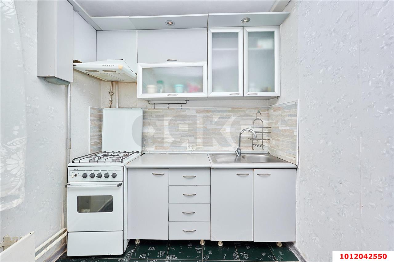 Фото №4: 2-комнатная квартира 55&nbsp;м², 8/10&nbsp;эт. - Краснодар, Прикубанский внутригородской округ, мкр. Славянский, ул. Красных Партизан, 79