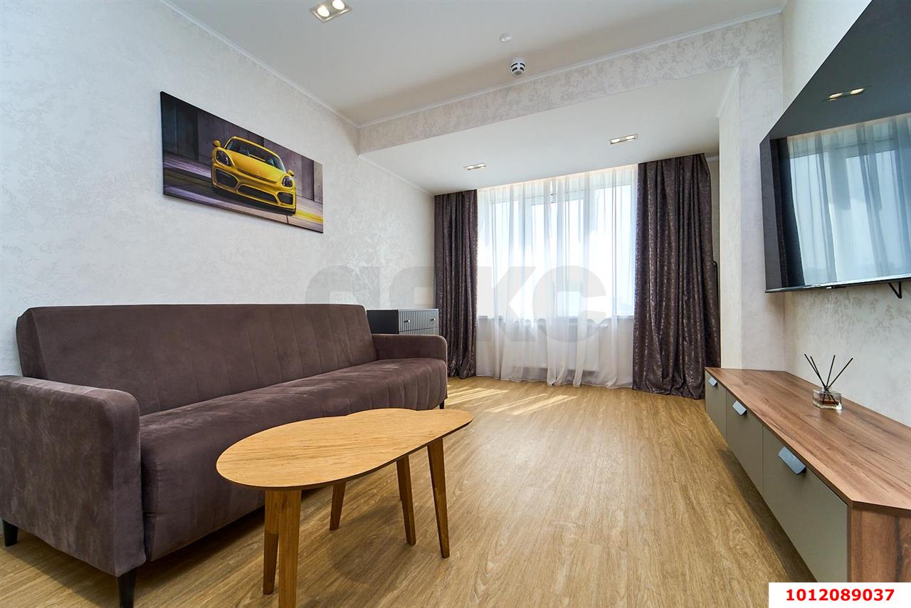 Фото №1: Апартаменты 53&nbsp;м², 7/15&nbsp;эт. - Краснодар, Карасунский внутригородской округ, Хлопчато-бумажный Комбинат, мкр. жилой комплекс Гранд Пэлэс, ул. Уральская, 75/6