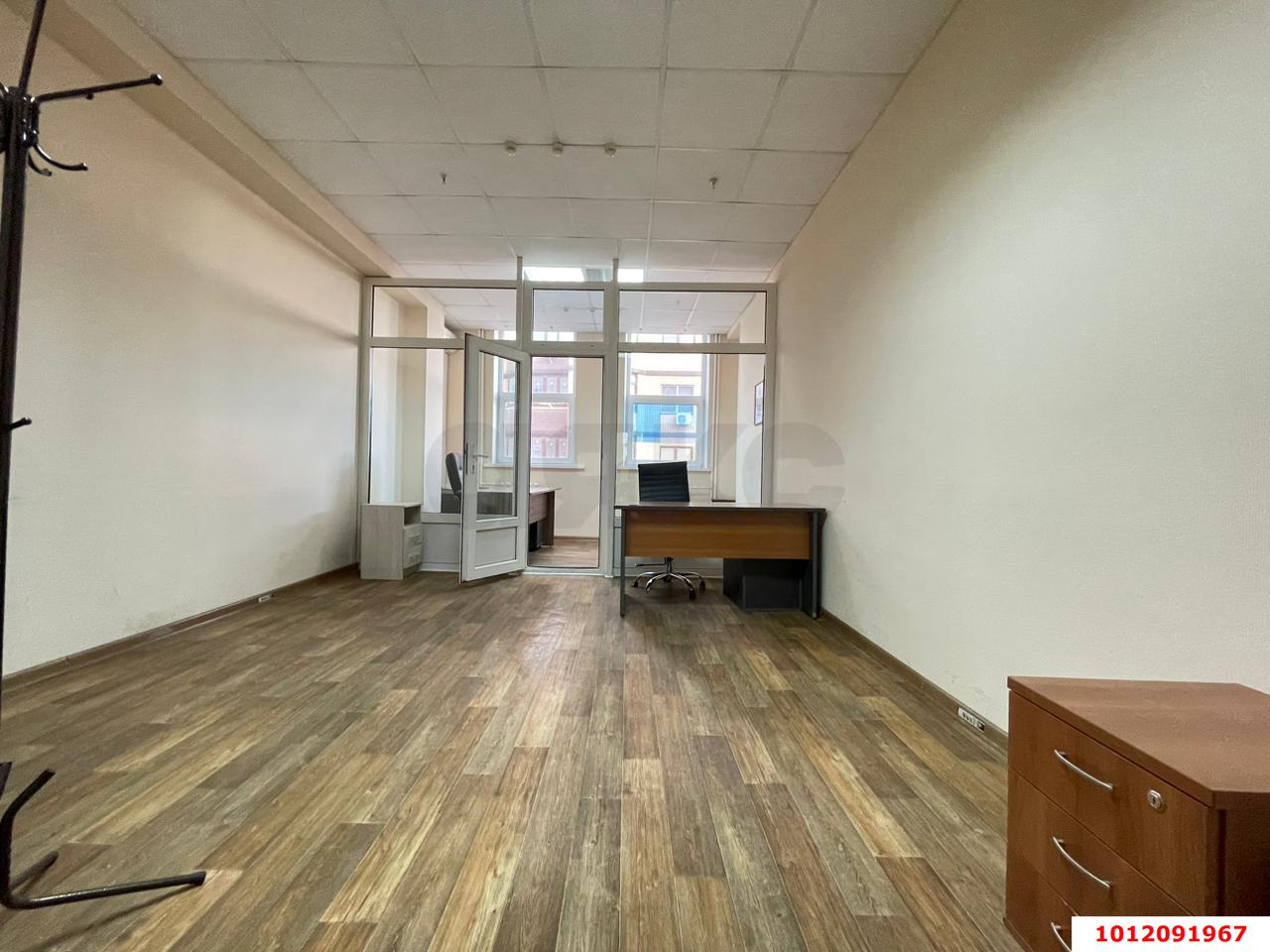 Фото №10: Офисное помещение 414&nbsp;м², 11/13&nbsp;эт. - Краснодар, Западный внутригородской округ, мкр. Центральный, ул. Северная, 324А