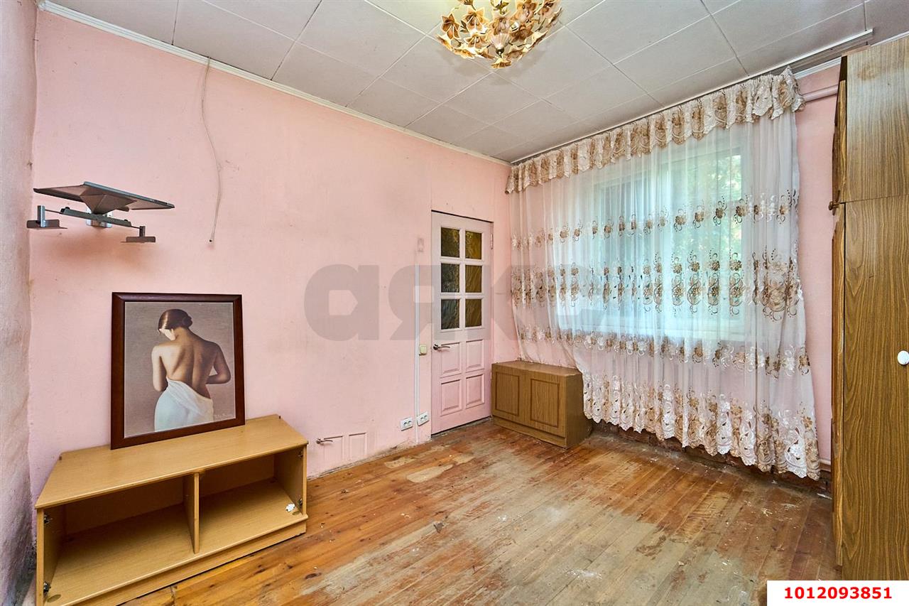 Фото №8: Часть дома 39&nbsp;м² + 1.3&nbsp;сот., 1&nbsp;эт. - Краснодар, Центральный внутригородской округ, мкр. Центральный, ул. Ленина, 80