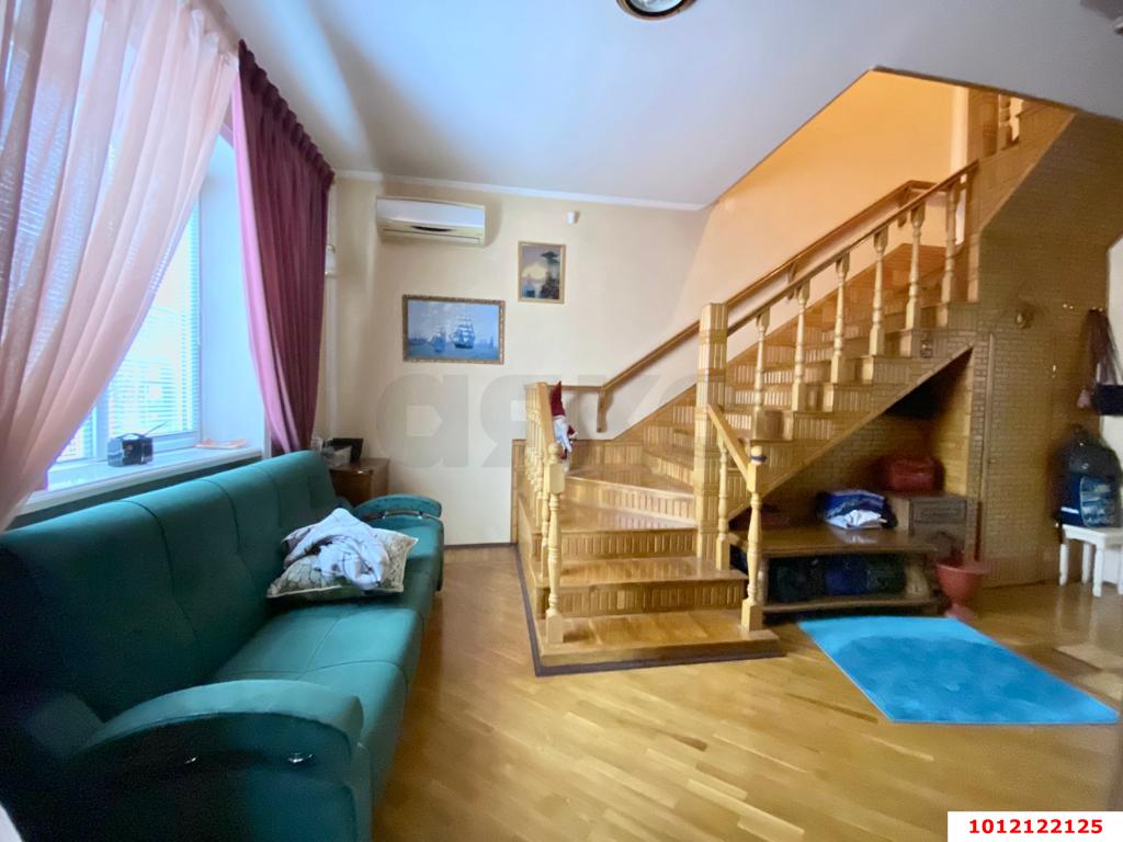 Фото №8: Дом 166&nbsp;м² + 5.87&nbsp;сот., 2&nbsp;эт. - Краснодар, Западный внутригородской округ, мкр. Фестивальный, пр-д Лабинский, 10