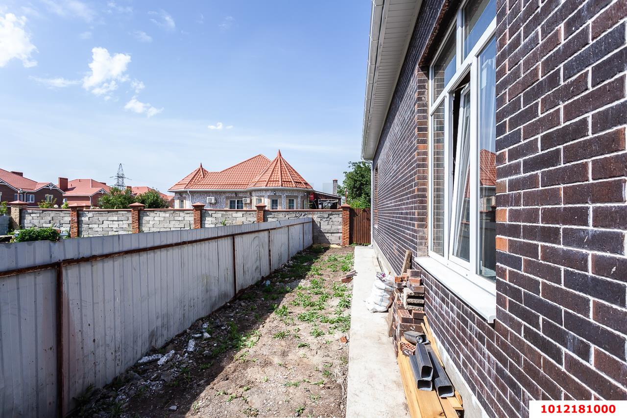 Фото №9: Дом 120&nbsp;м² + 3.68&nbsp;сот., 1&nbsp;эт. - Краснодар, Прикубанский внутригородской округ, мкр. Северный, ул. Александра Исаева, 40