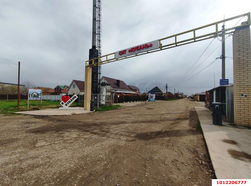 Фото №7: Дом 160&nbsp;м² + 10&nbsp;сот., 2&nbsp;эт. - СНТ Кубань, мкр. Прикубанский внутригородской округ, ул. Грушевая, 19/1