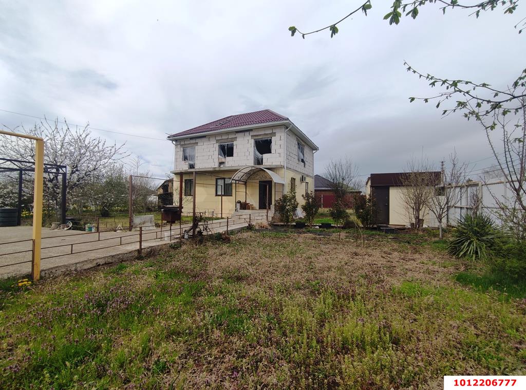 Фото №3: Дом 160&nbsp;м² + 10&nbsp;сот., 2&nbsp;эт. - СНТ Кубань, мкр. Прикубанский внутригородской округ, ул. Грушевая, 19/1