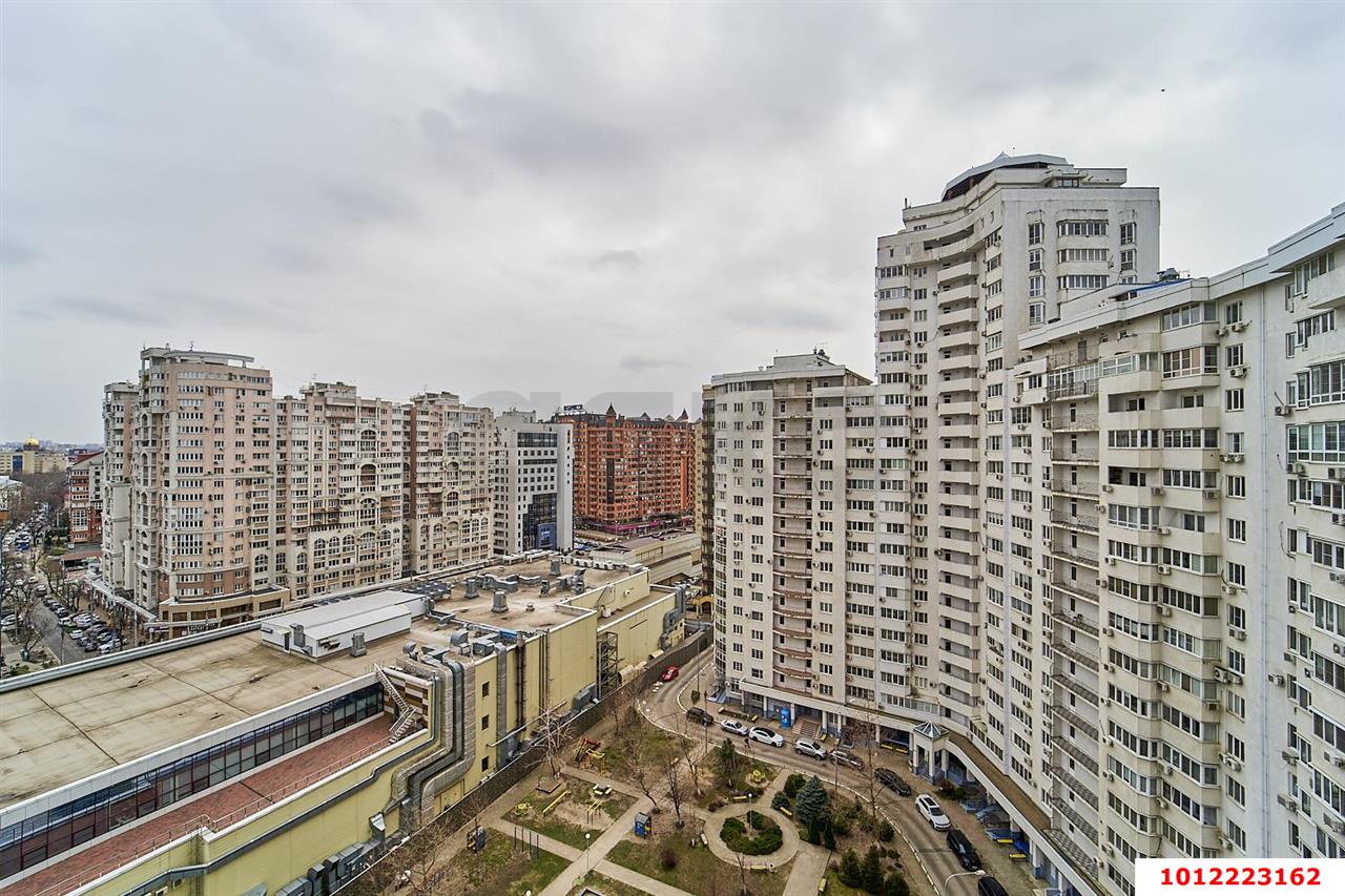 Фото №15: 2-комнатная квартира 90&nbsp;м², 14/24&nbsp;эт. - Краснодар, Западный внутригородской округ, мкр. Центральный, ул. Кубанская Набережная, 31/1