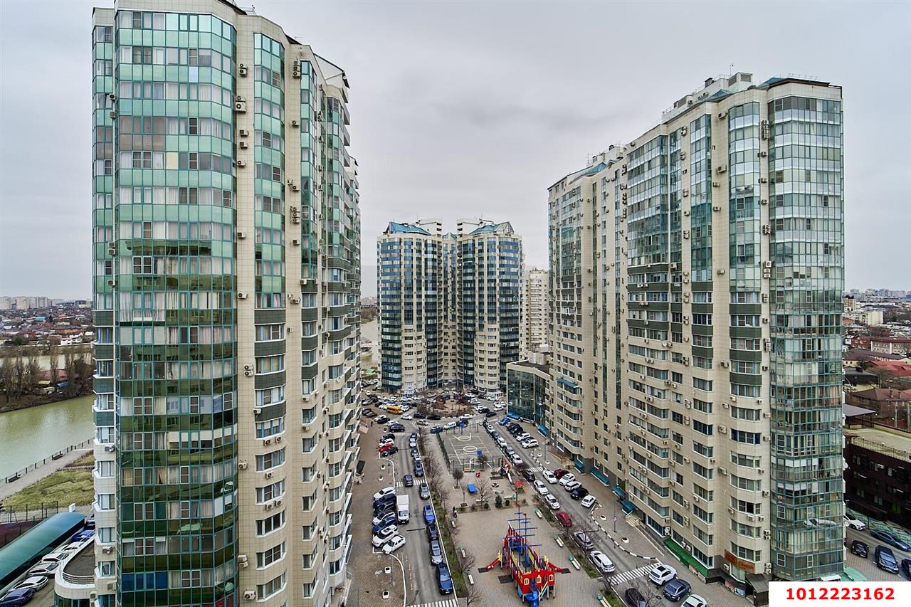 Фото №16: 2-комнатная квартира 90&nbsp;м², 14/24&nbsp;эт. - Краснодар, Западный внутригородской округ, мкр. Центральный, ул. Кубанская Набережная, 31/1