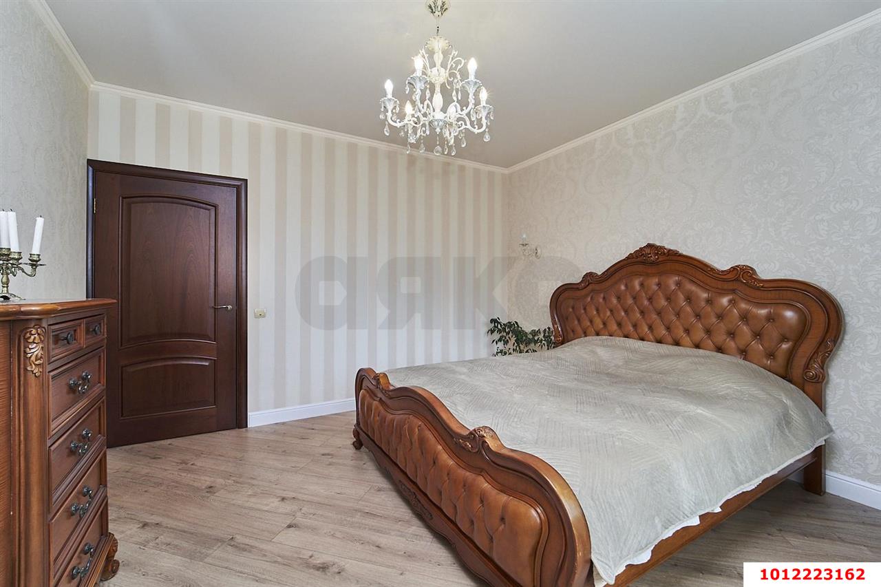 Фото №9: 2-комнатная квартира 90&nbsp;м², 14/24&nbsp;эт. - Краснодар, Западный внутригородской округ, мкр. Центральный, ул. Кубанская Набережная, 31/1