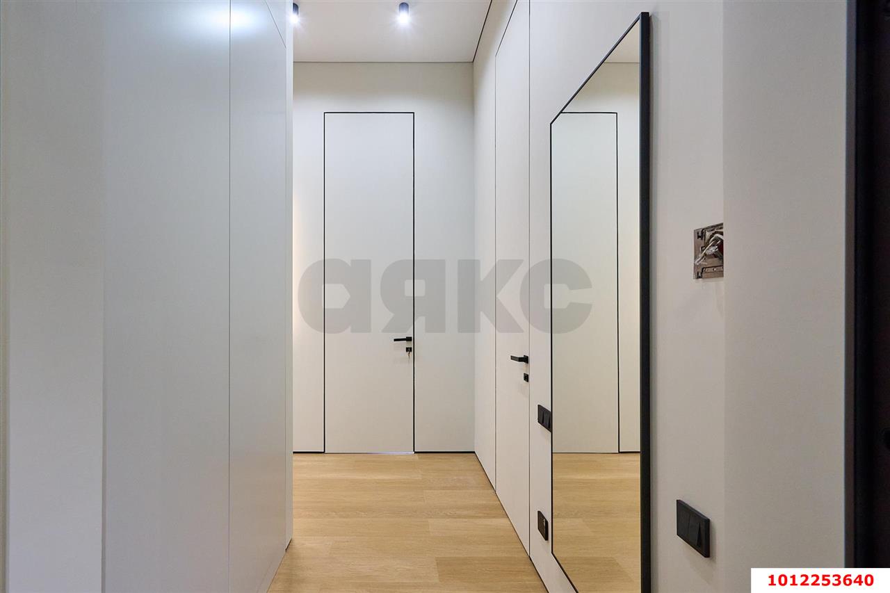 Фото №3: 1-комнатная квартира 72&nbsp;м², 3/15&nbsp;эт. - Краснодар, Прикубанский внутригородской округ, Завод Измерительных Приборов, мкр. ЖК Девелопмент Плаза, ул. имени 40-летия Победы, 33Г