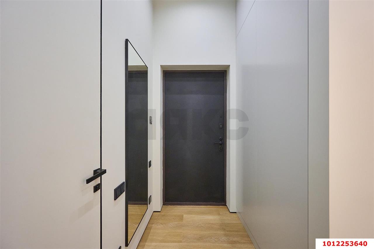 Фото №4: 1-комнатная квартира 72&nbsp;м², 3/15&nbsp;эт. - Краснодар, Прикубанский внутригородской округ, Завод Измерительных Приборов, мкр. ЖК Девелопмент Плаза, ул. имени 40-летия Победы, 33Г