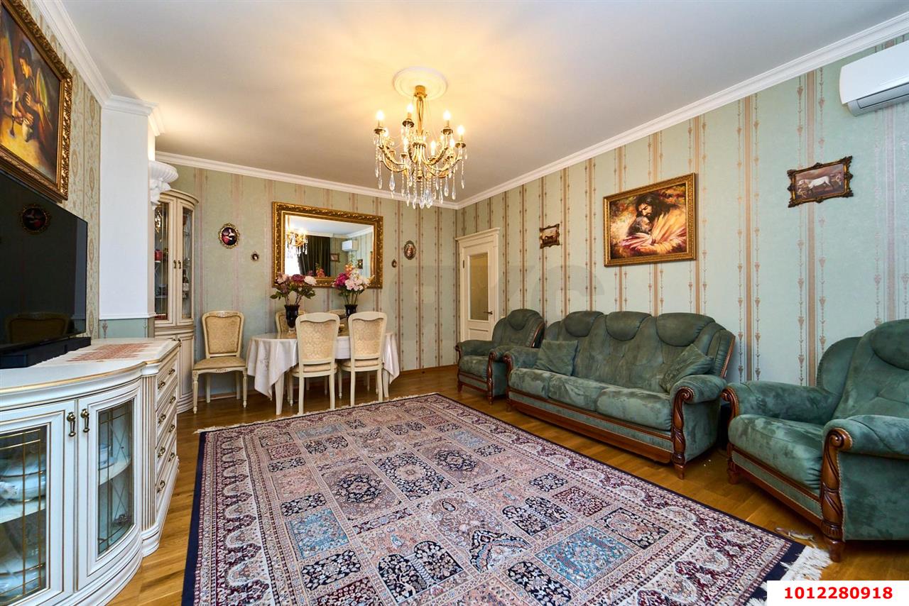 Фото №6: 2-комнатная квартира 90&nbsp;м², 3/8&nbsp;эт. - Краснодар, Прикубанский внутригородской округ, мкр. Музыкальный, ул. имени Дунаевского И.И., 8