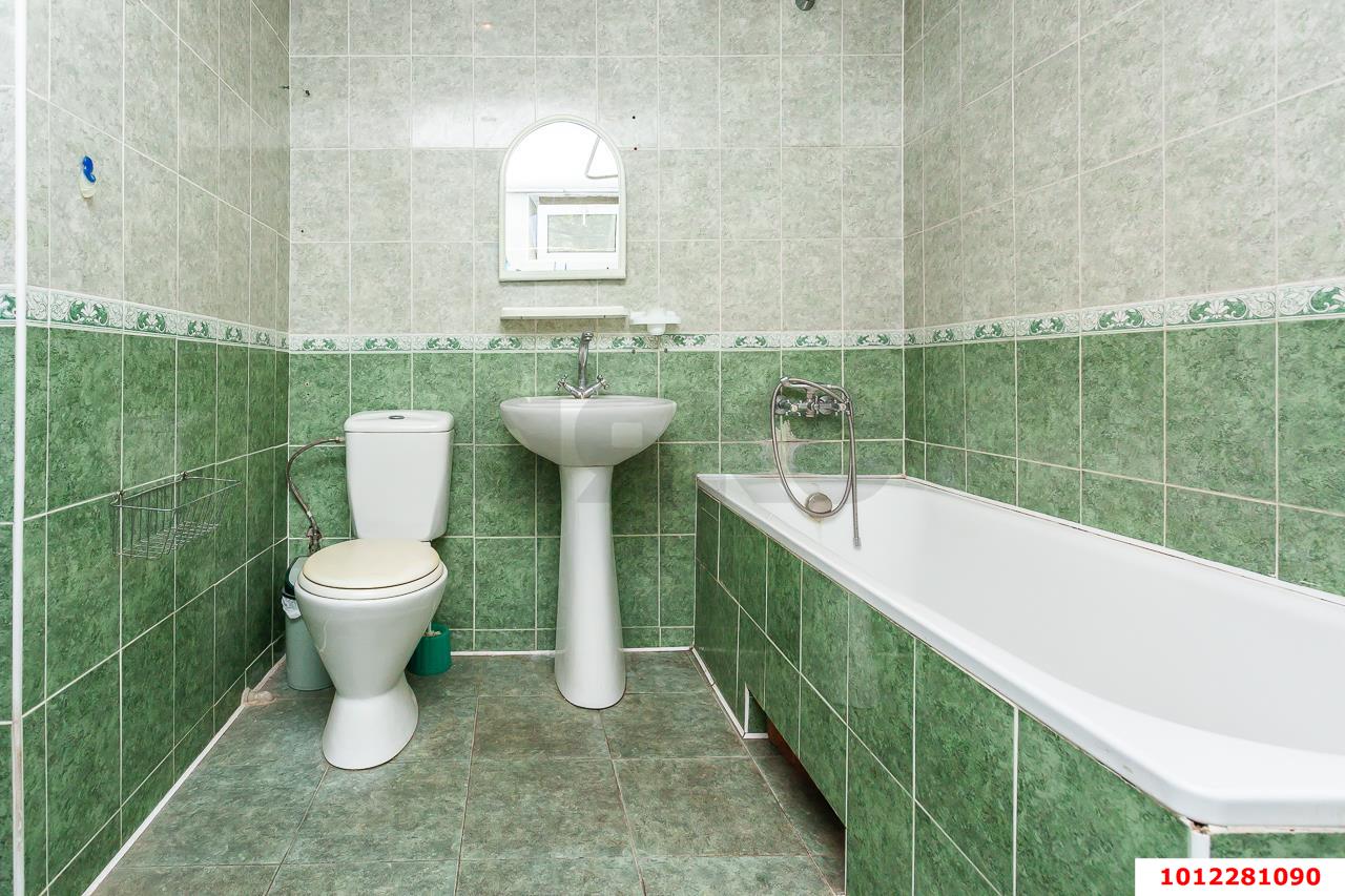 Фото №15: Часть дома 129&nbsp;м² + 8&nbsp;сот., 2&nbsp;эт. - Краснодар, Центральный внутригородской округ, мкр. Центральный, ул. Будённого, 274
