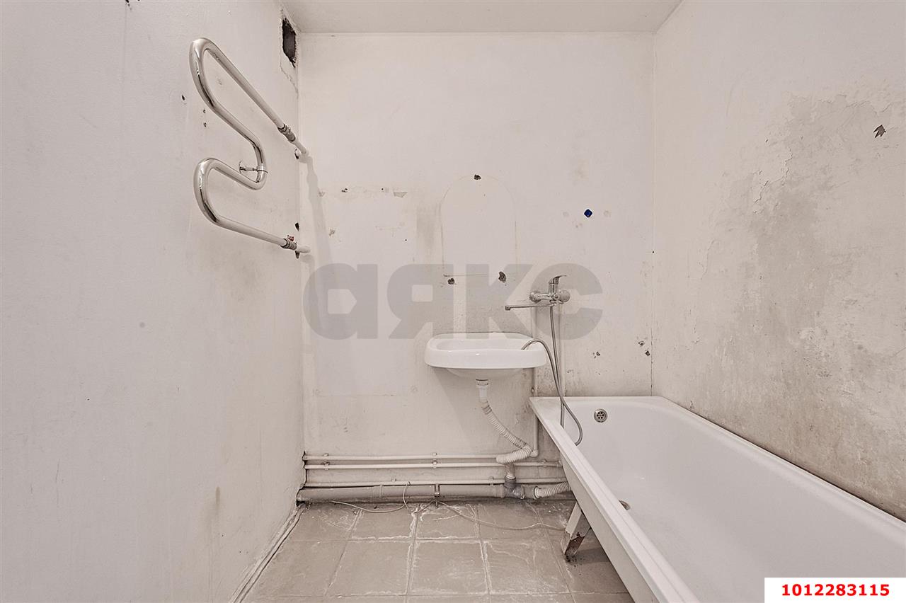 Фото №7: 3-комнатная квартира 82&nbsp;м², 2/5&nbsp;эт. - Краснодар, Прикубанский внутригородской округ, мкр. Молодёжный, ул. Душистая, 63