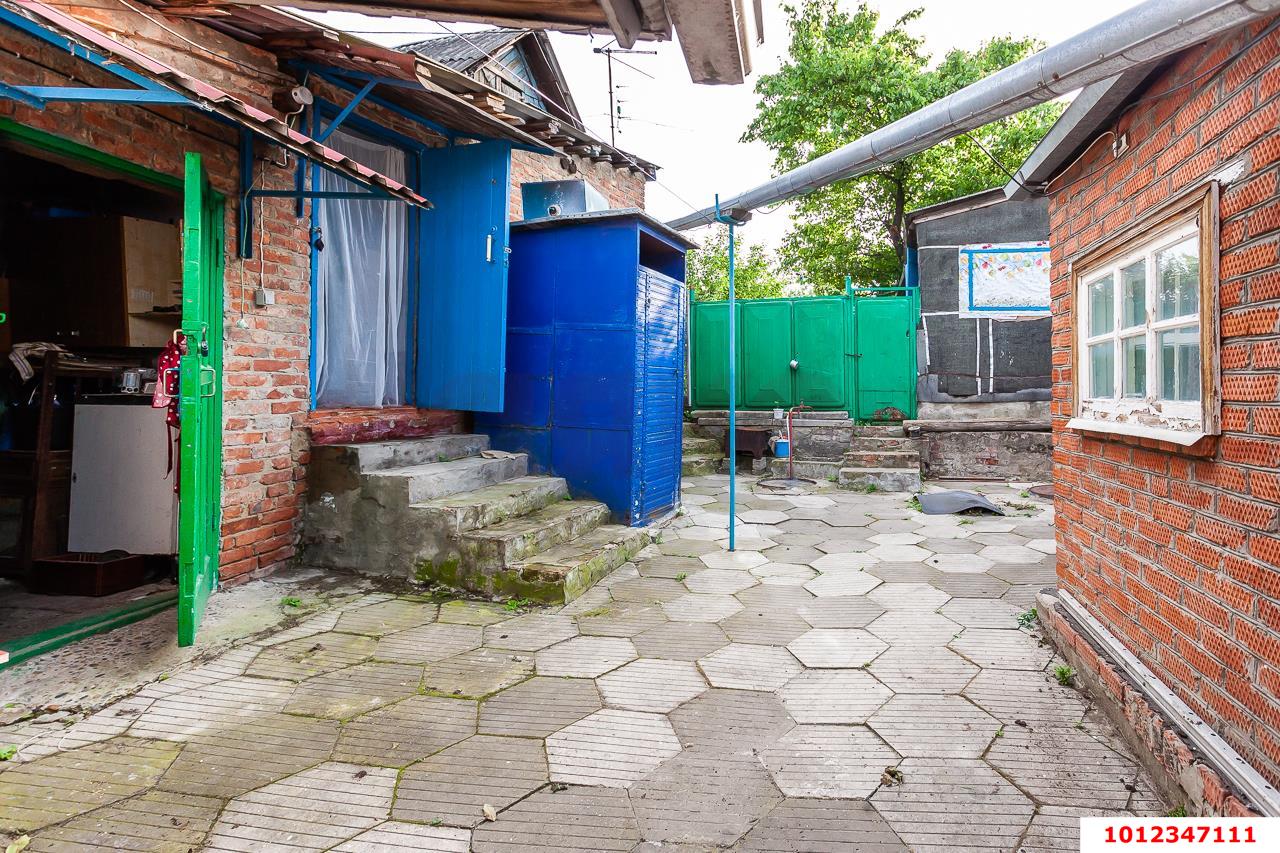 Фото №3: Дом 68&nbsp;м² + 3.51&nbsp;сот., 1&nbsp;эт. - Краснодар, Центральный внутригородской округ, мкр. Дубинка, ул. 2-й Кузнечный Зарой, 42
