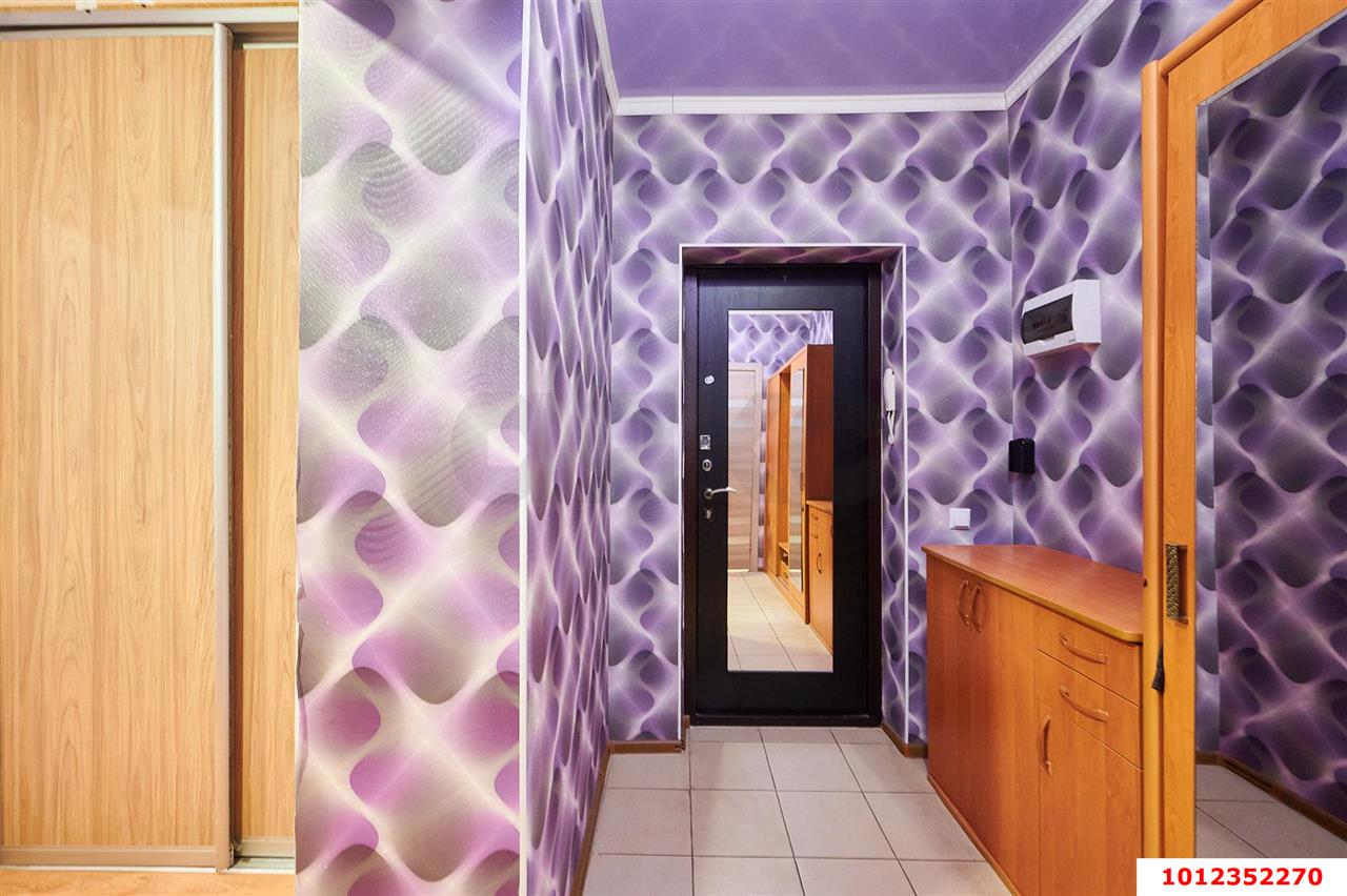 Фото №9: 1-комнатная квартира 51&nbsp;м², 2/7&nbsp;эт. - Краснодар, мкр. Прикубанский внутригородской округ, ул. Тепличная, 94