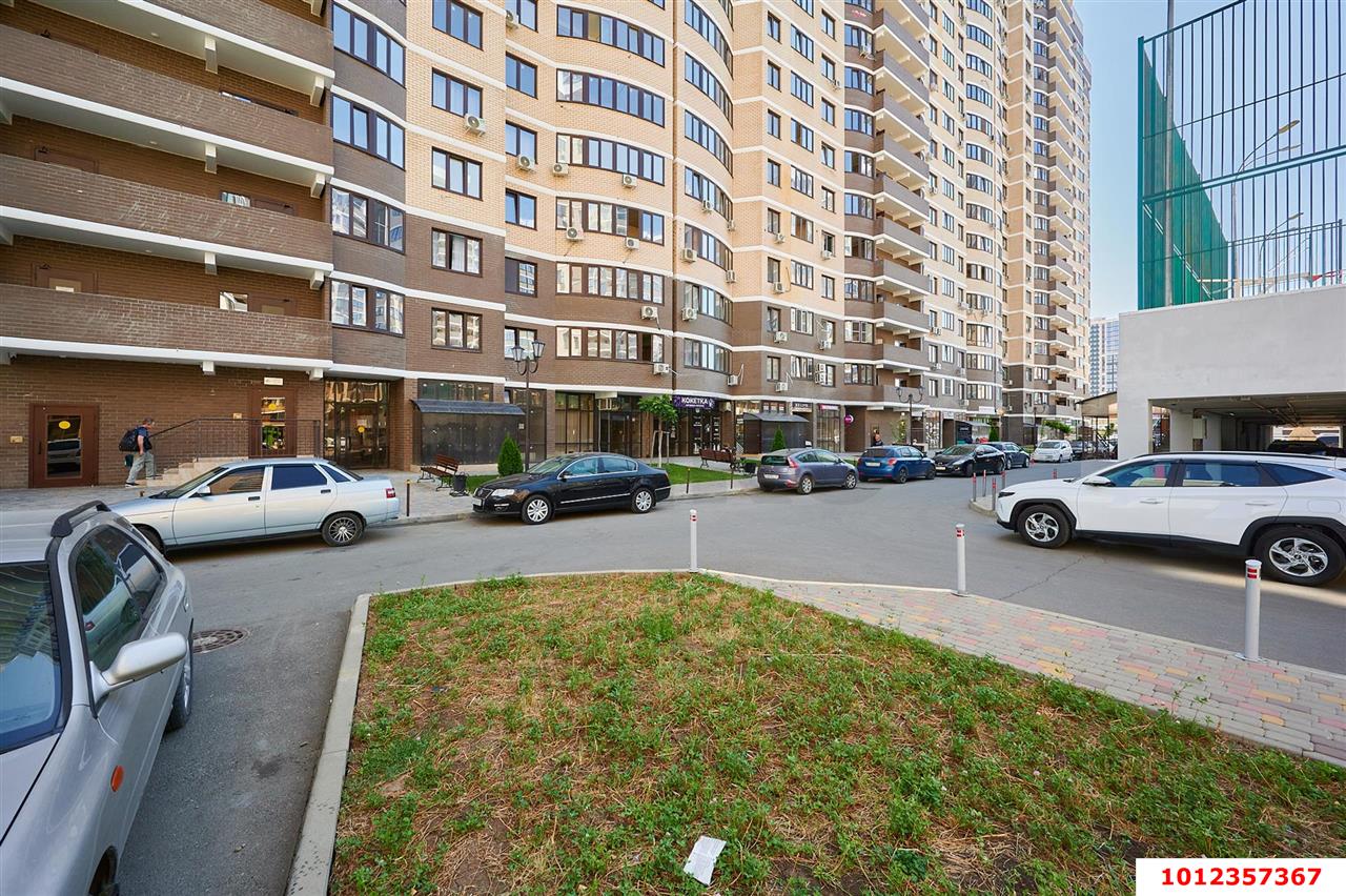 Фото №12: 2-комнатная квартира 56&nbsp;м², 9/21&nbsp;эт. - Краснодар, Прикубанский внутригородской округ, Россинского, мкр. жилой комплекс Дружный, ул. Адмирала Серебрякова, 3к3