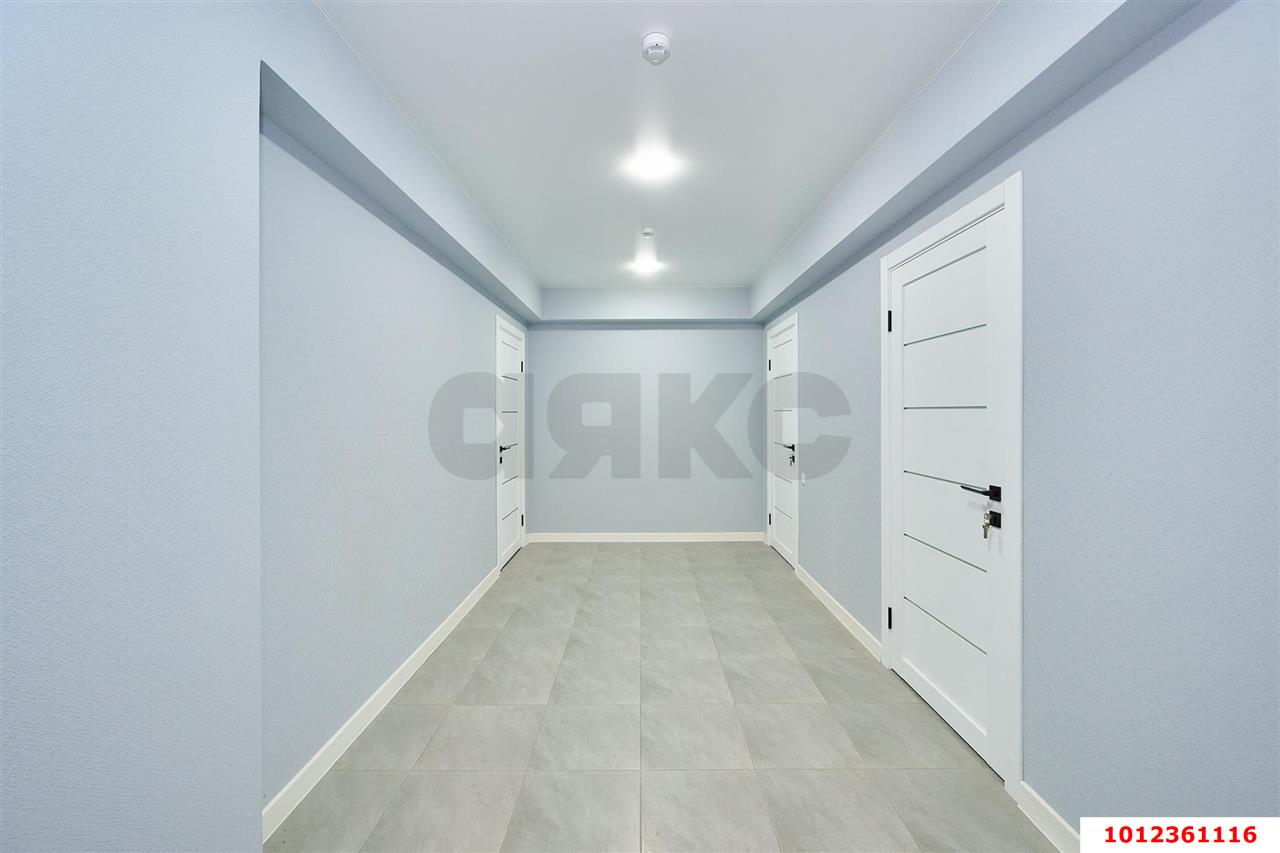Фото №4: Торговое помещение 225&nbsp;м², 1/12&nbsp;эт. - Краснодар, Западный внутригородской округ, мкр. Юбилейный, ул. Рождественская набережная, 7