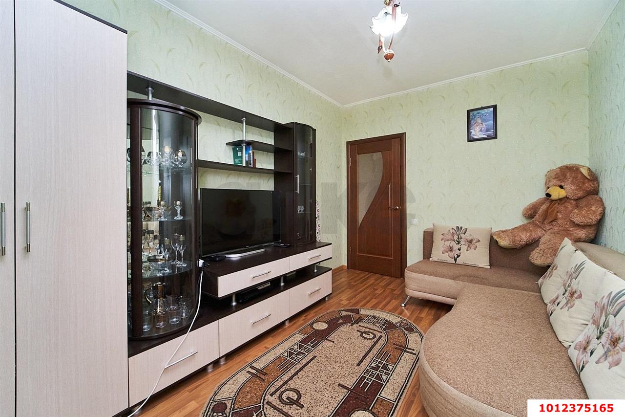 Фото №6: 2-комнатная квартира 64&nbsp;м², 2/3&nbsp;эт. - Краснодар, Прикубанский внутригородской округ, мкр. Музыкальный, ул. Аксайская, 40