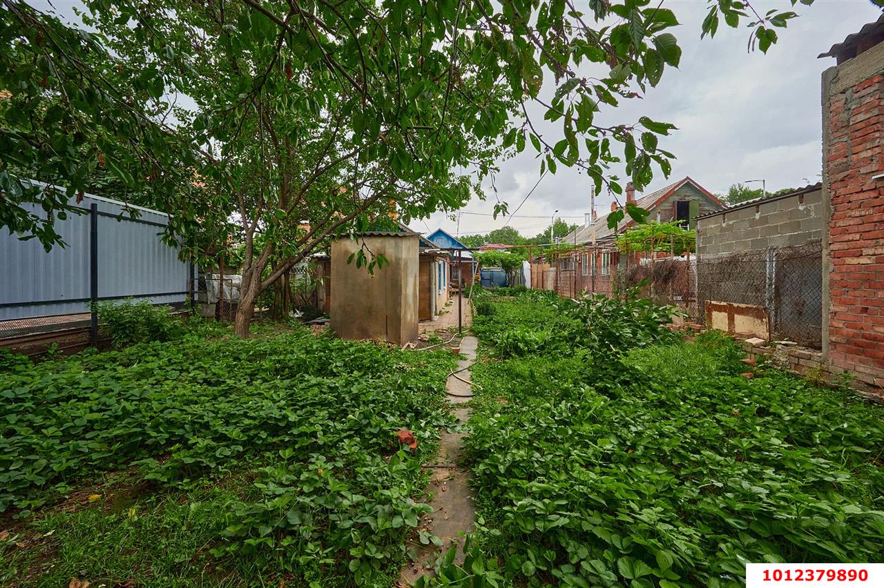Фото №2: Дом 40&nbsp;м² + 3.7&nbsp;сот., 1&nbsp;эт. - Краснодар, Западный внутригородской округ, мкр. Сельскохозяйственный Институт, ул. Алма-Атинская, 36