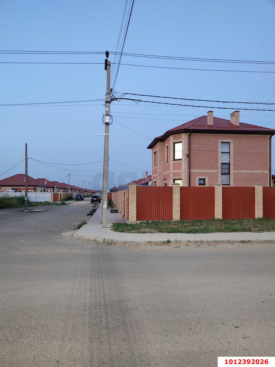 Фото №3: Дом 129&nbsp;м² + 4.27&nbsp;сот., 2&nbsp;эт. - Ленина, Карасунский внутригородской округ, п. коттеджный  Зелёная Роща, ул. Тополиная, 73