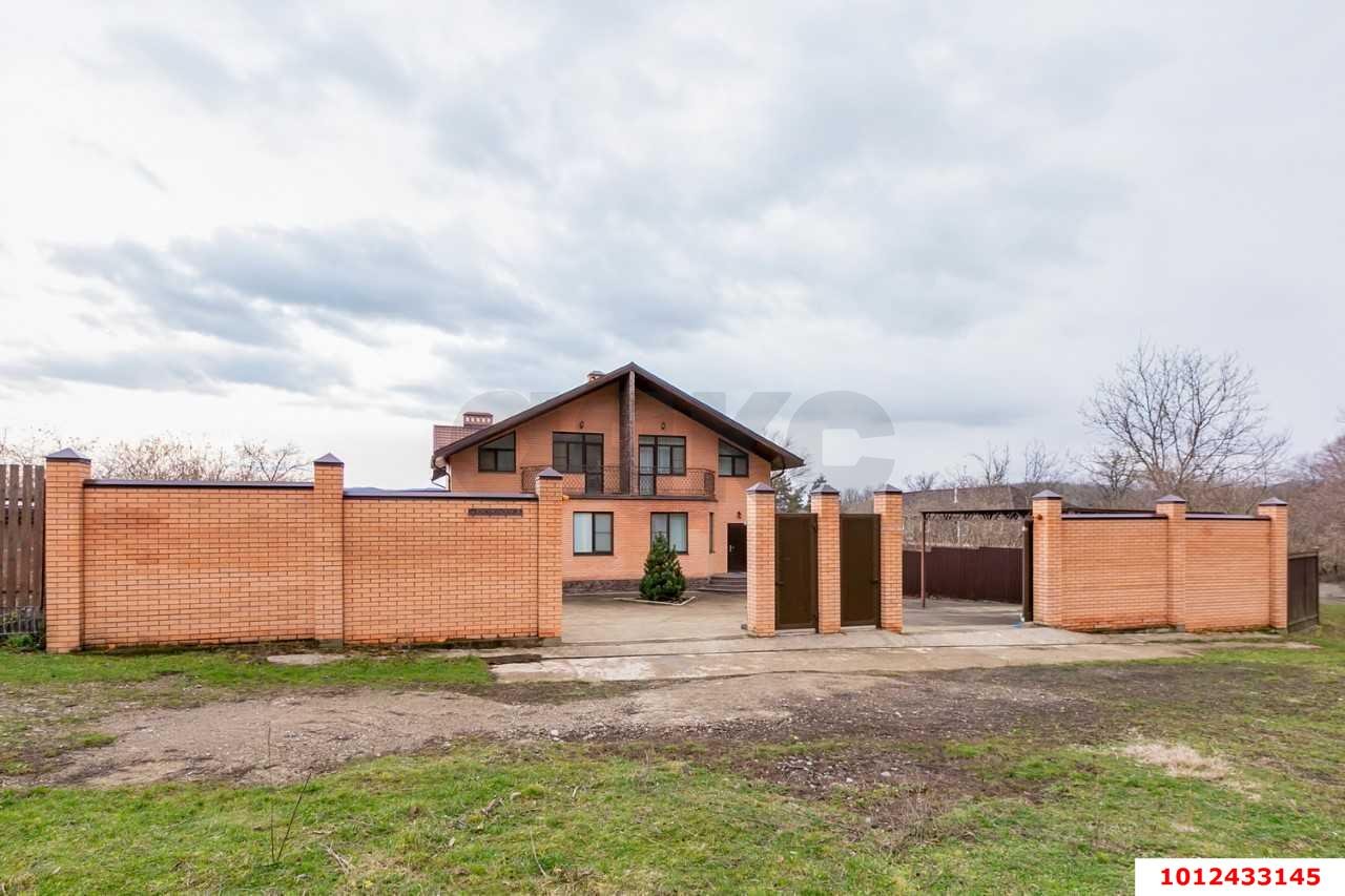 Фото №14: Дом 271&nbsp;м² + 15.59&nbsp;сот., 2&nbsp;эт. - Тхамаха, ул. Комсомольская, 5