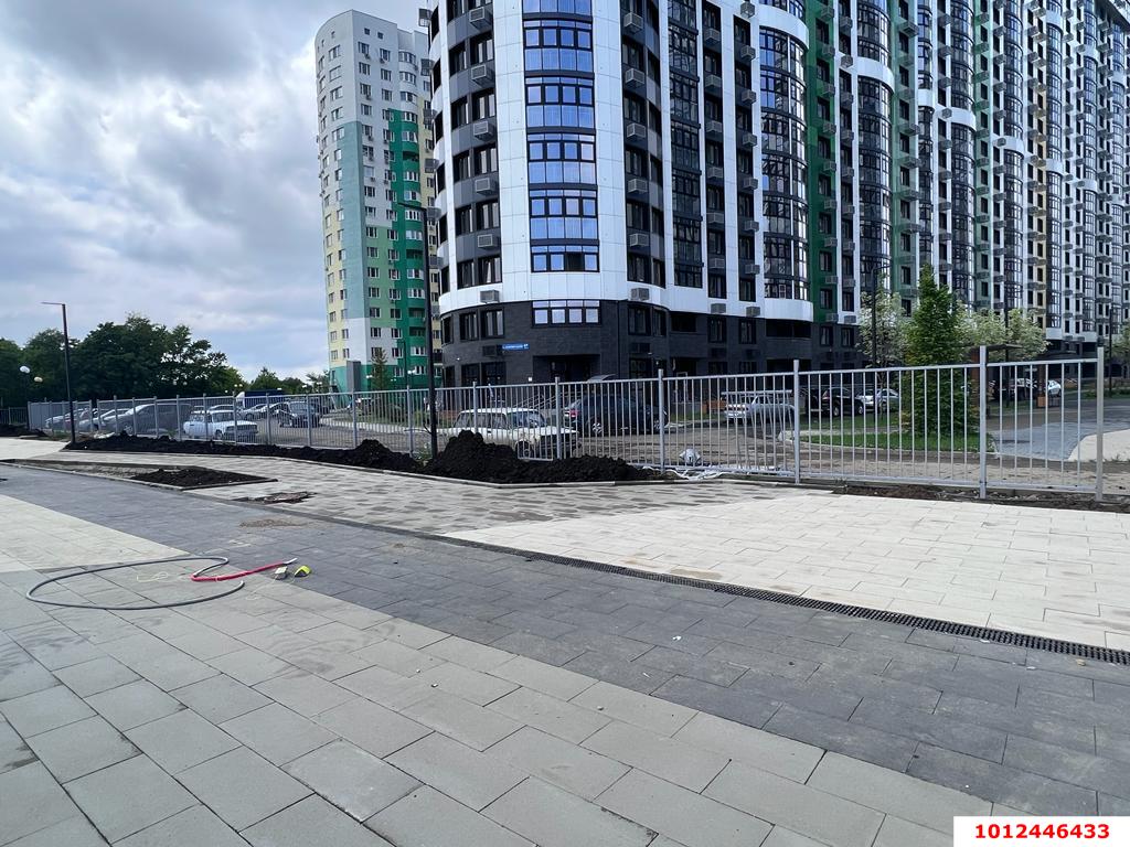 Фото №12: Торговое помещение 51&nbsp;м², 1/24&nbsp;эт. - Краснодар, Карасунский внутригородской округ, мкр. жилой комплекс Фреш, ул. имени Валерия Гассия, 4/7лит2