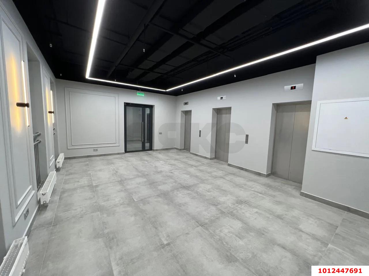 Фото №10: Офисное помещение 220&nbsp;м², 8/13&nbsp;эт. - Краснодар, Прикубанский внутригородской округ, Завод Измерительных Приборов, мкр. ЖК Девелопмент Плаза, ул. имени 40-летия Победы, 33Г