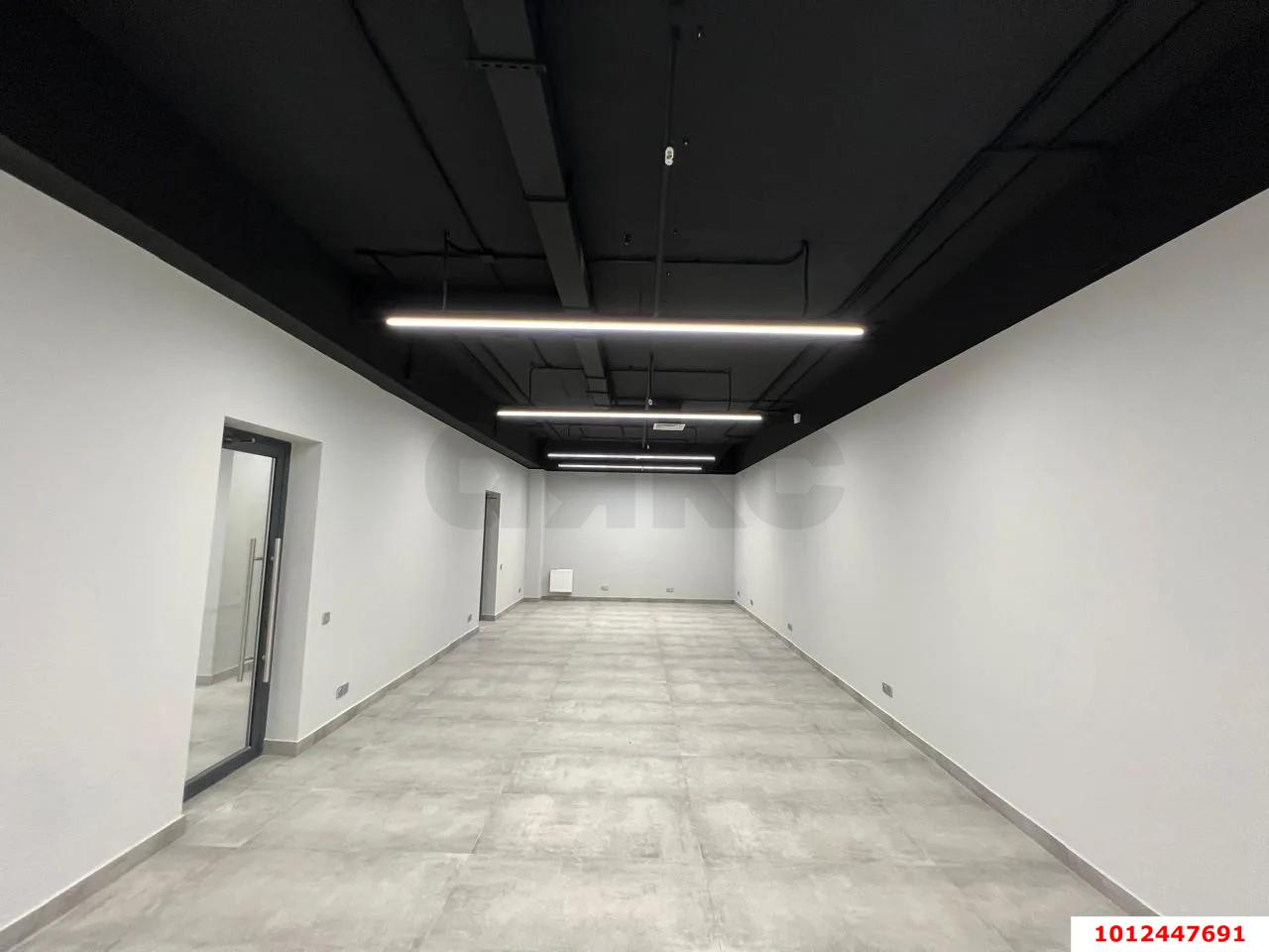 Фото №18: Офисное помещение 220&nbsp;м², 8/13&nbsp;эт. - Краснодар, Прикубанский внутригородской округ, Завод Измерительных Приборов, мкр. ЖК Девелопмент Плаза, ул. имени 40-летия Победы, 33Г