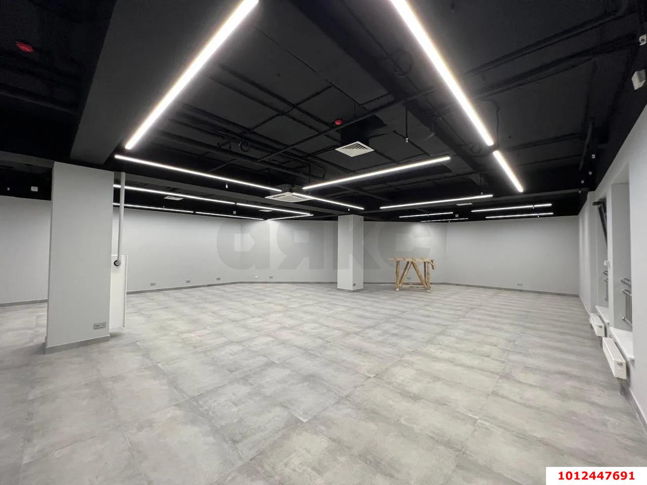 Фото №3: Офисное помещение 220&nbsp;м², 8/13&nbsp;эт. - Краснодар, Прикубанский внутригородской округ, Завод Измерительных Приборов, мкр. ЖК Девелопмент Плаза, ул. имени 40-летия Победы, 33Г