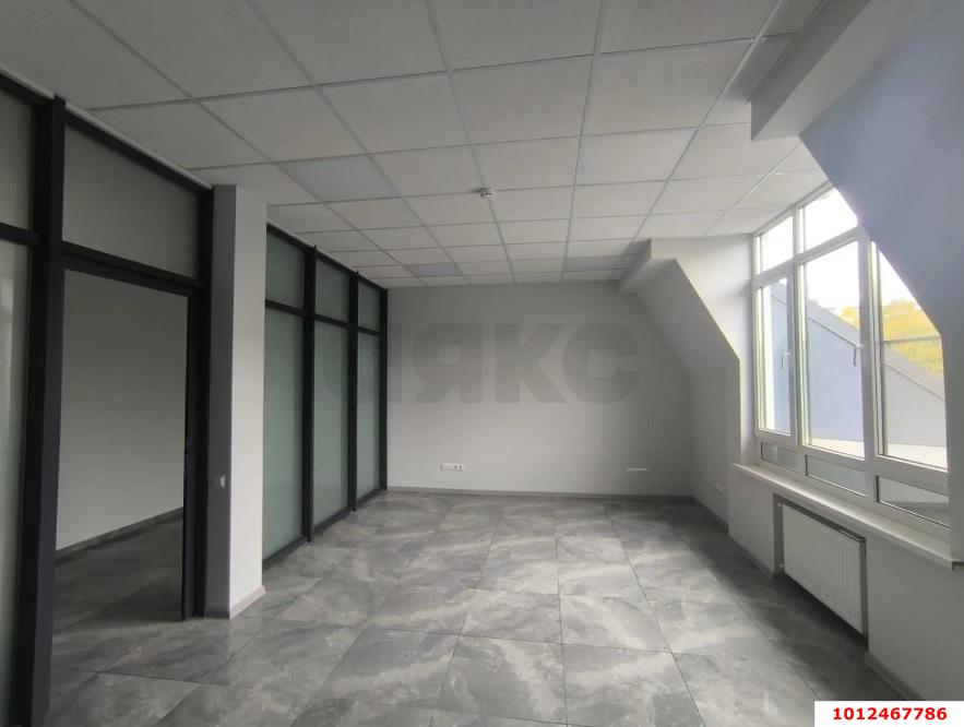 Фото №5: Офисное помещение 26&nbsp;м², 3/3&nbsp;эт. - Краснодар, мкр. Западный внутригородской округ, ул. имени Дзержинского, 14