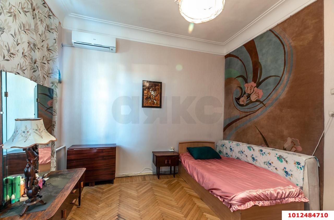 Фото №6: 3-комнатная квартира 155&nbsp;м², 2/3&nbsp;эт. - Краснодар, Центральный внутригородской округ, мкр. Центральный, ул. Красная, 84