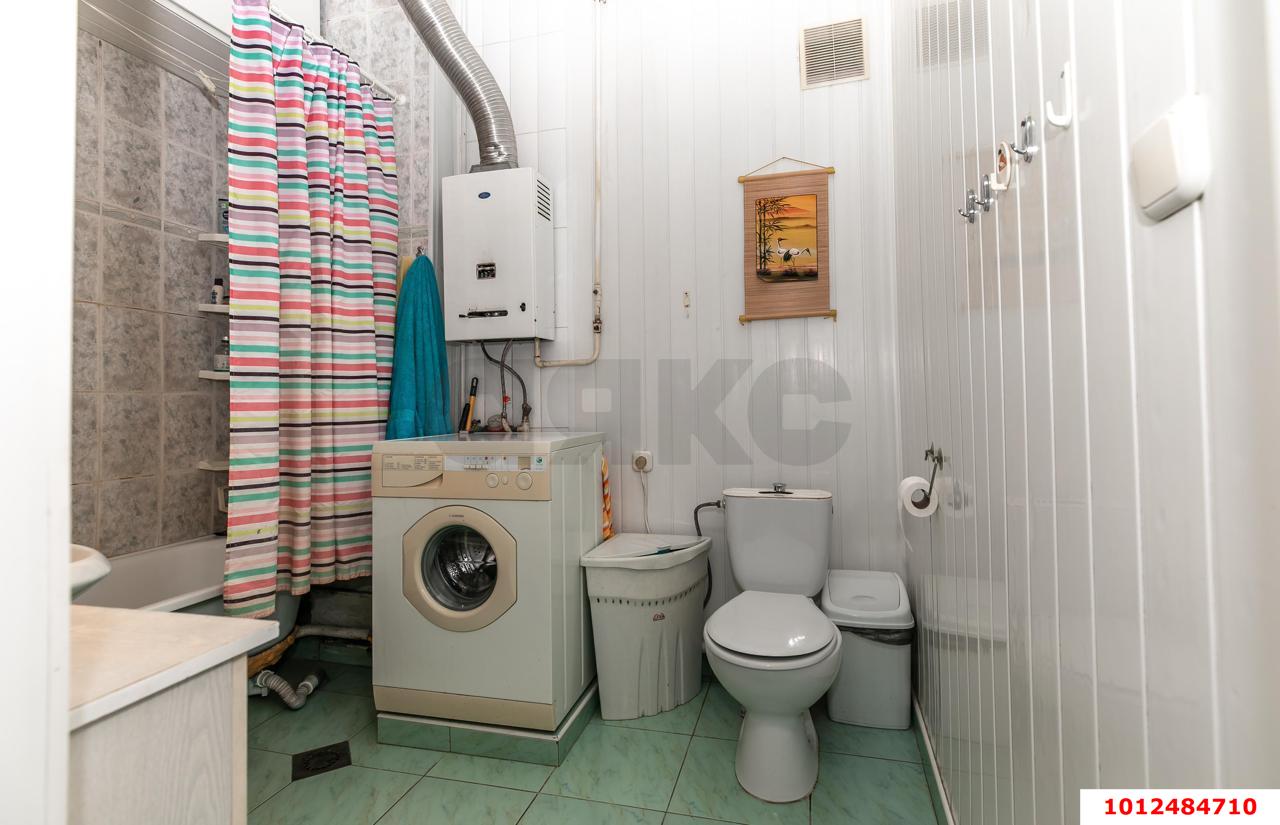 Фото №11: 3-комнатная квартира 155&nbsp;м², 2/3&nbsp;эт. - Краснодар, Центральный внутригородской округ, мкр. Центральный, ул. Красная, 84