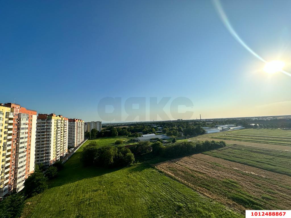 Фото №7: 2-комнатная квартира 60&nbsp;м², 12/14&nbsp;эт. - Краснодар, Прикубанский внутригородской округ, Микрохирургии глаза, мкр. жилой комплекс Сограт, ул. Красных Партизан, 4/15