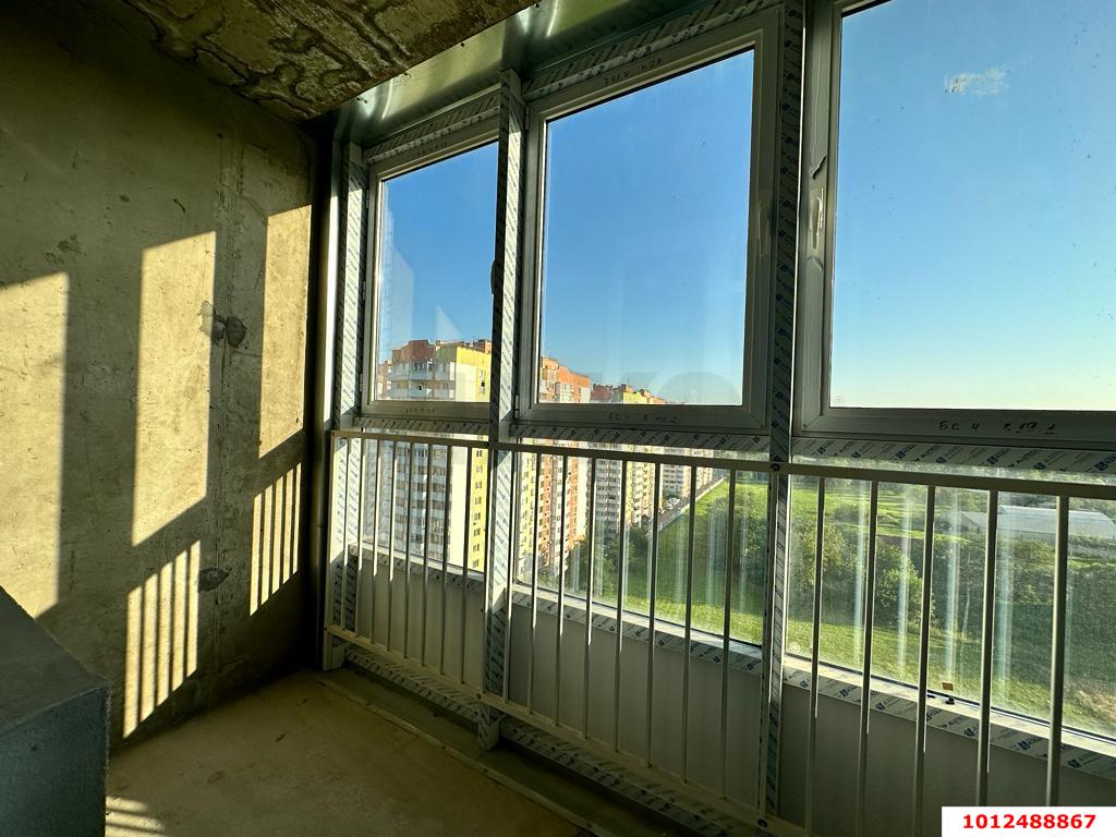 Фото №6: 2-комнатная квартира 60&nbsp;м², 12/14&nbsp;эт. - Краснодар, Прикубанский внутригородской округ, Микрохирургии глаза, мкр. жилой комплекс Сограт, ул. Красных Партизан, 4/15