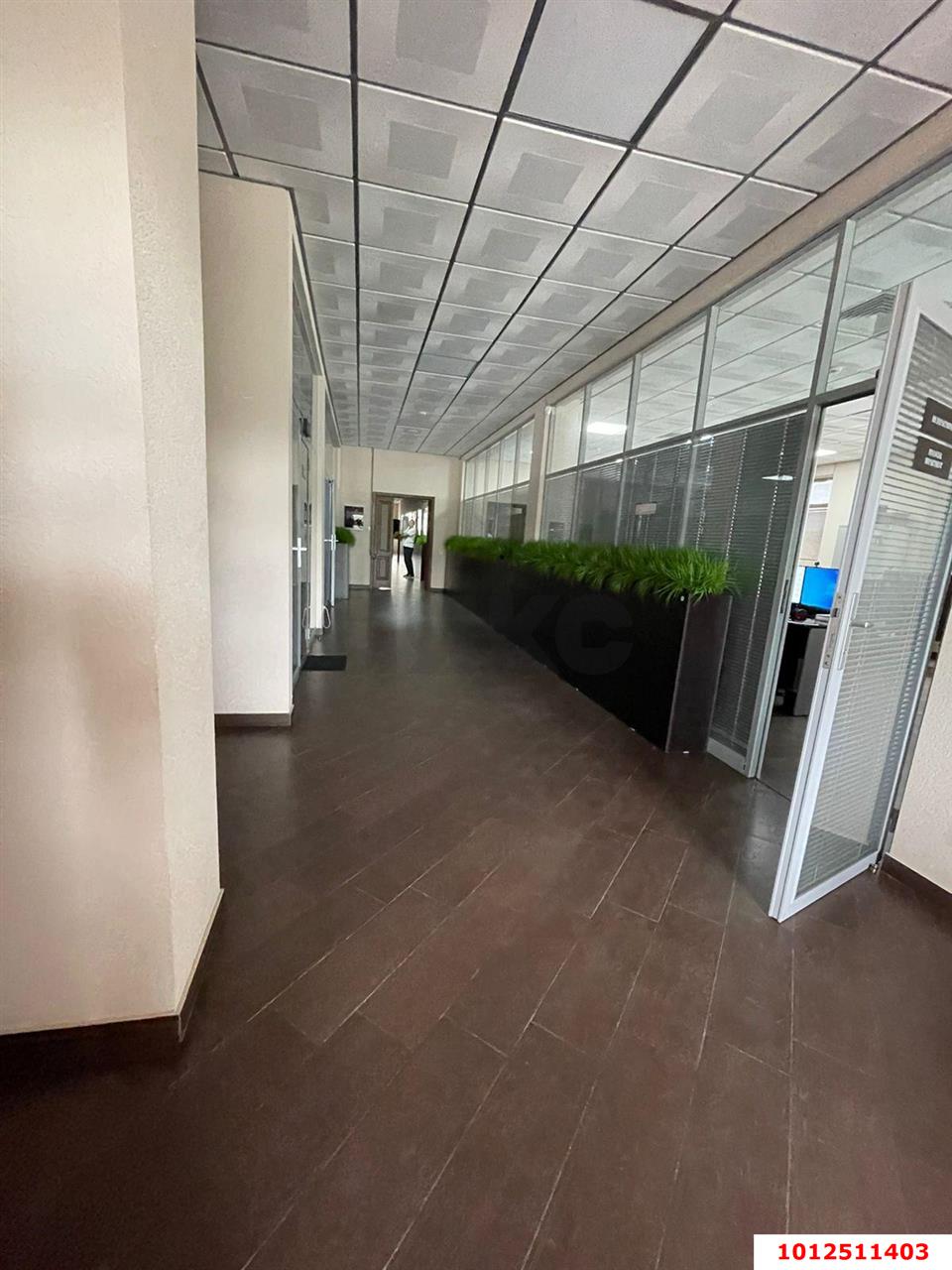 Фото №6: Офисное помещение 730&nbsp;м², 3/4&nbsp;эт. - Краснодар, Прикубанский внутригородской округ, мкр. 2-я Площадка, ул. имени Дзержинского, 167
