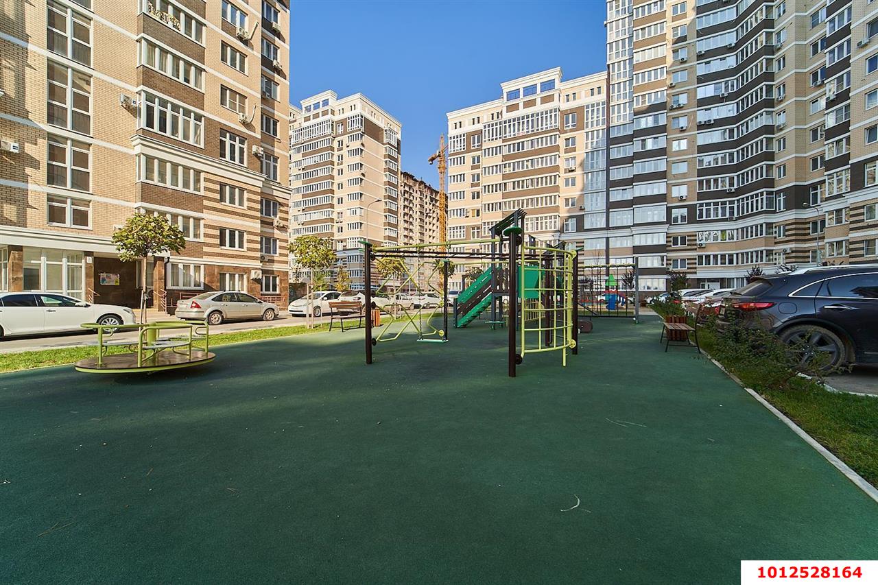 Фото №4: 1-комнатная квартира 51&nbsp;м², 10/16&nbsp;эт. - Краснодар, Прикубанский внутригородской округ, мкр. ЖК Красная Площадь, ул. им. Мурата Ахеджака, 12к1